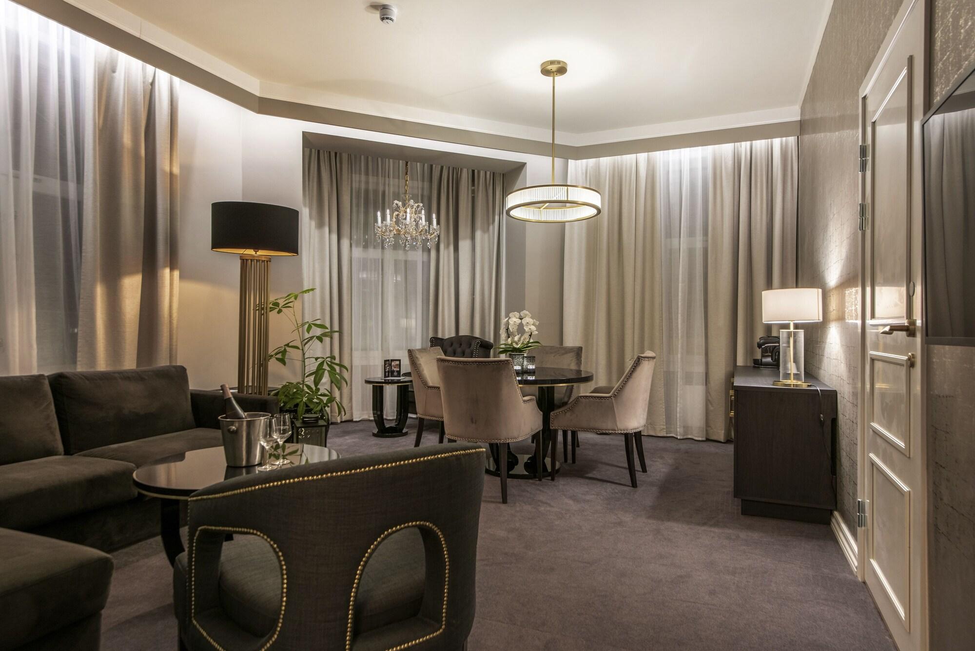 Home Hotel Grand Gjøvik Extérieur photo